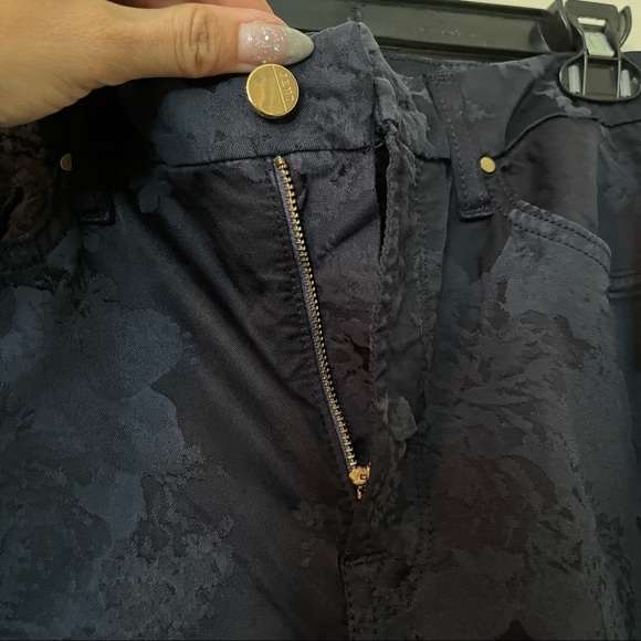 NWT JEN7 by 7 for All Mankind Dark Navy Floral Brocade Skinny Jeans - Picture 10 of 13